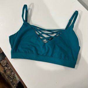 Fabletics crisscross sports bra size S